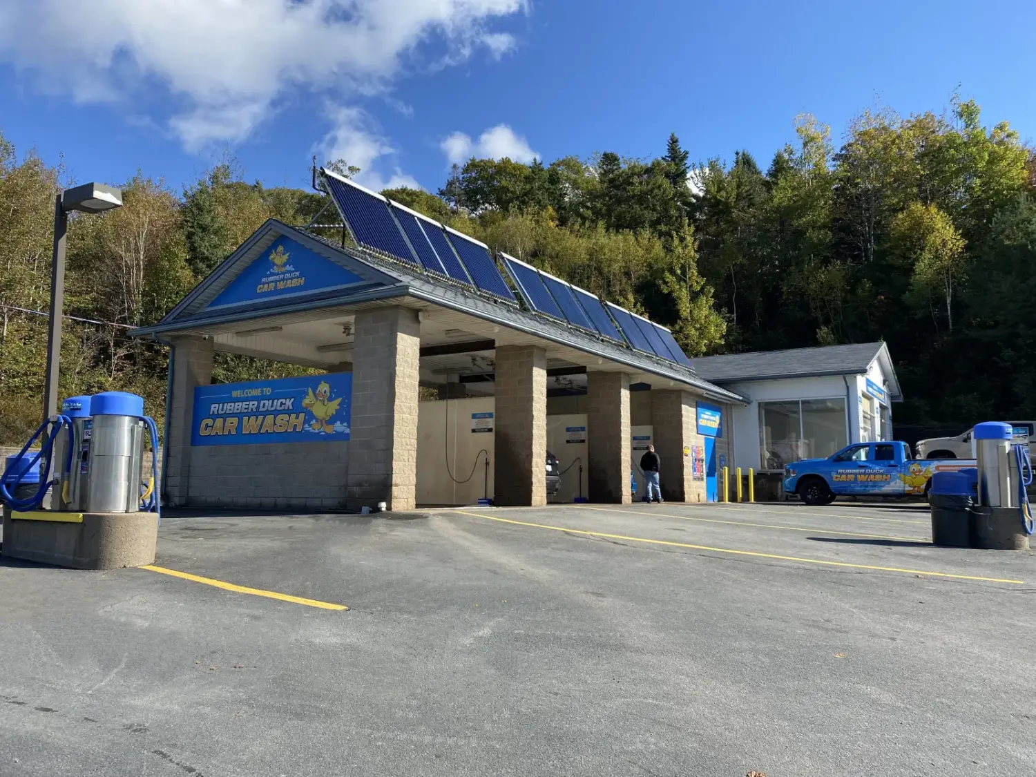 Rubber Duck Car Wash in Bedford