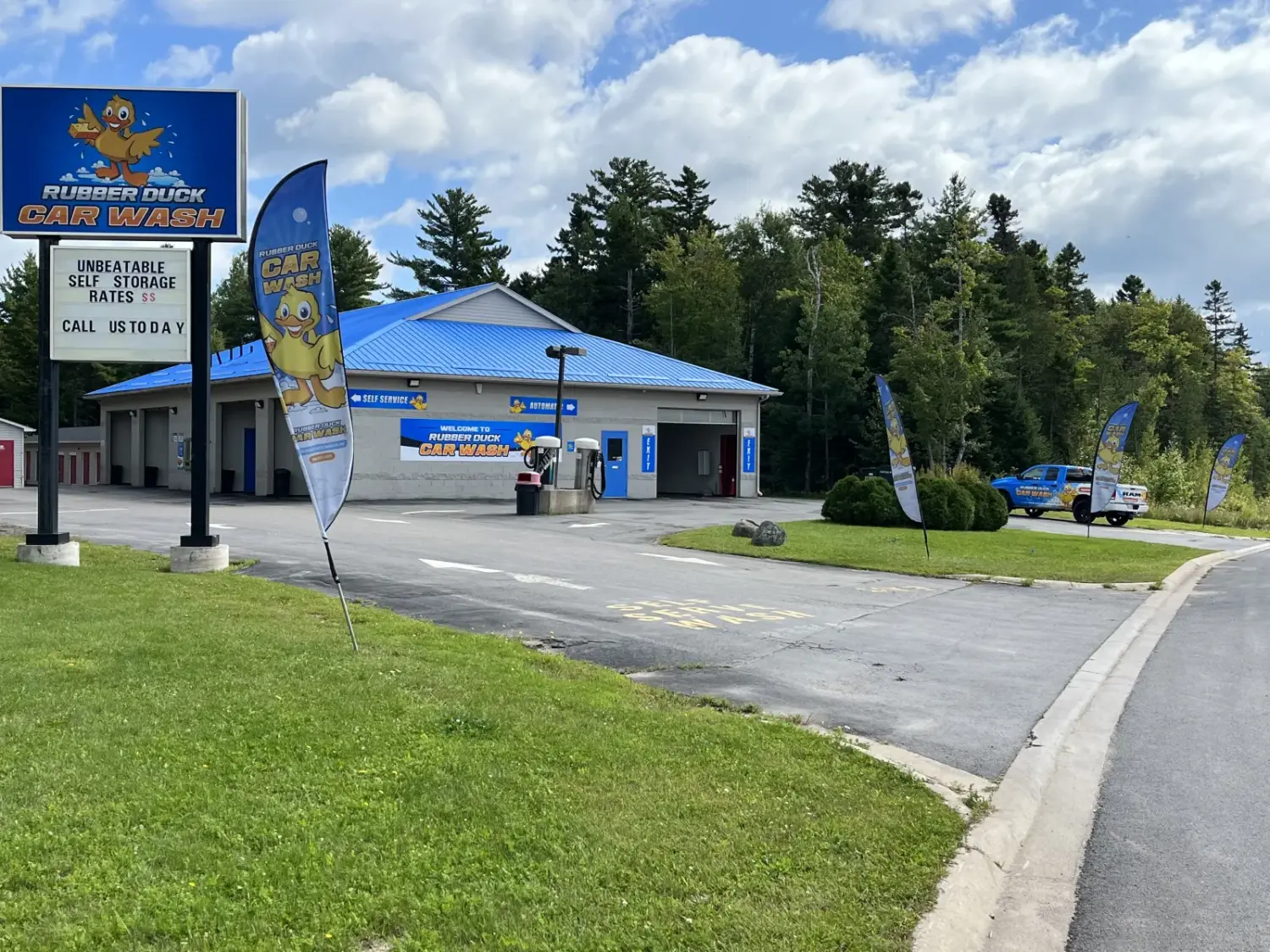 Rubber Duck Car Wash in Oromocto